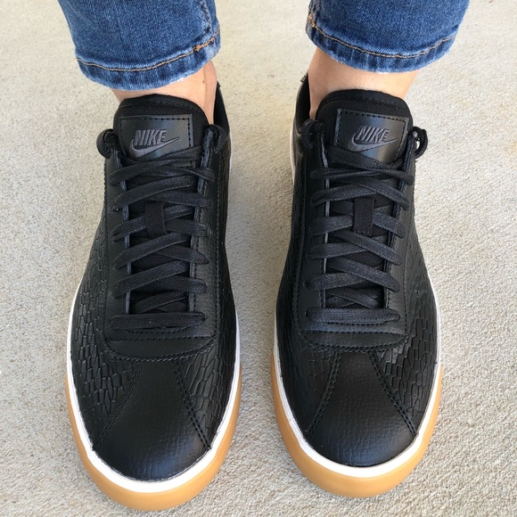 🐾Black classic leather🐾New Price Firm - Picture 2 of 7